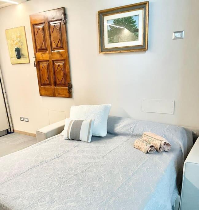 קומו Duomo Modern Loft 100Mt From Duomo And Lake מראה חיצוני תמונה