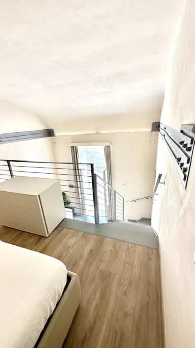 קומו Duomo Modern Loft 100Mt From Duomo And Lake מראה חיצוני תמונה